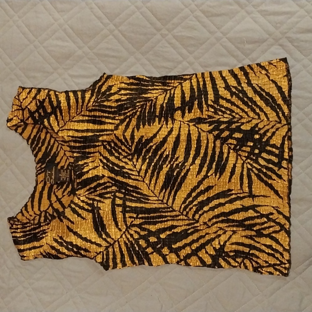 DT Collection Sleeveless Blouse